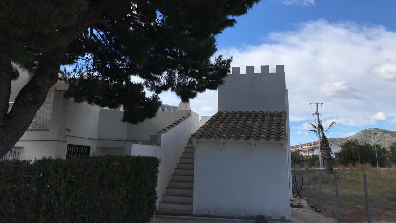 Apartamentos Playa Sant Carles De La Rapita Bagian luar foto