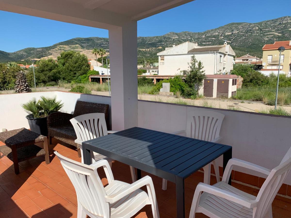 Apartamentos Playa Sant Carles De La Rapita Bagian luar foto
